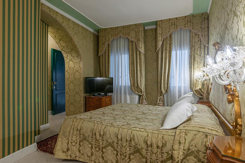 Al Ponte Antico Hotel เวนิส ภายนอก รูปภาพ